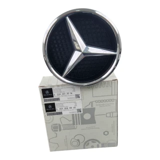 EMBLEMA GRADE FRONTAL MERCEDES C300.. A0008880060 Activacar